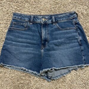 American Eagle Mom Short Stretch Jeans NWOT